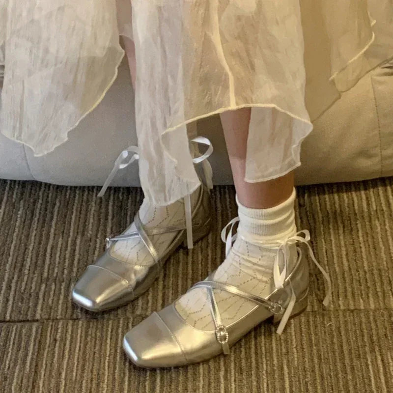 ✨ Vintage-Inspired Metallic Silver Ballet Flats – Square-Toe Cross-Strap Low Heels